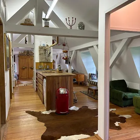Popice Hideaway Apartment