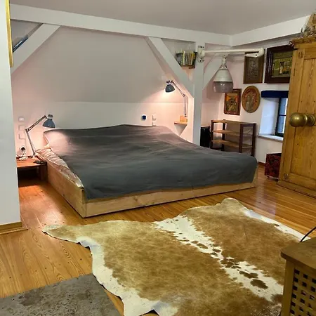 아파트 Popice Hideaway